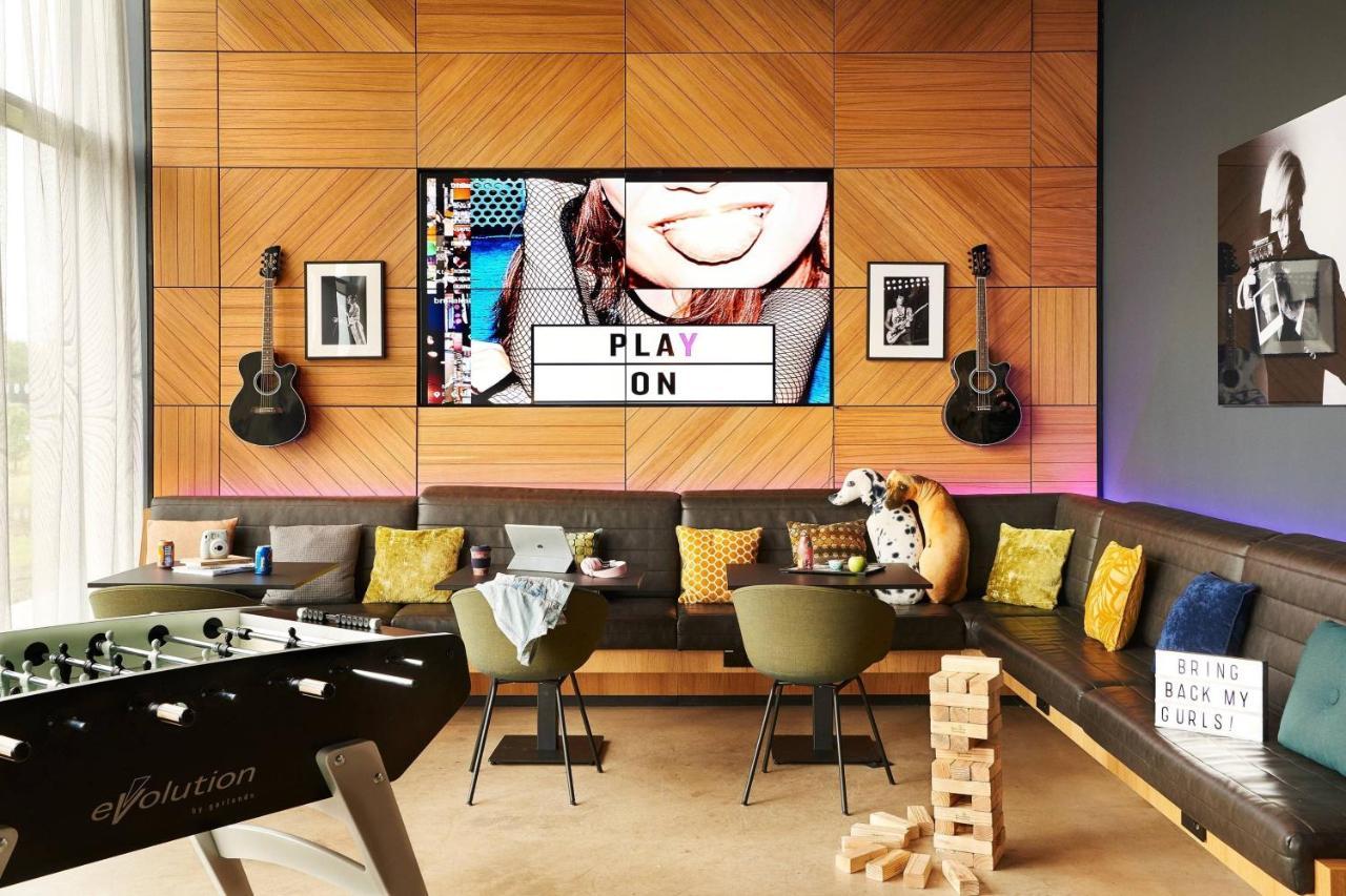 Moxy Edinburgh Airport Ξενοδοχείο Ingliston Εξωτερικό φωτογραφία
