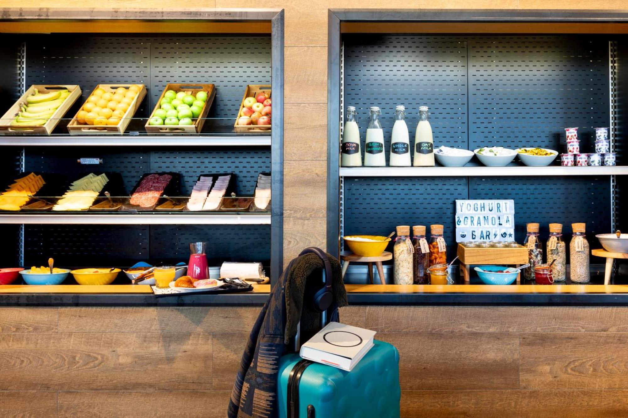 Moxy Edinburgh Airport Ξενοδοχείο Ingliston Εξωτερικό φωτογραφία