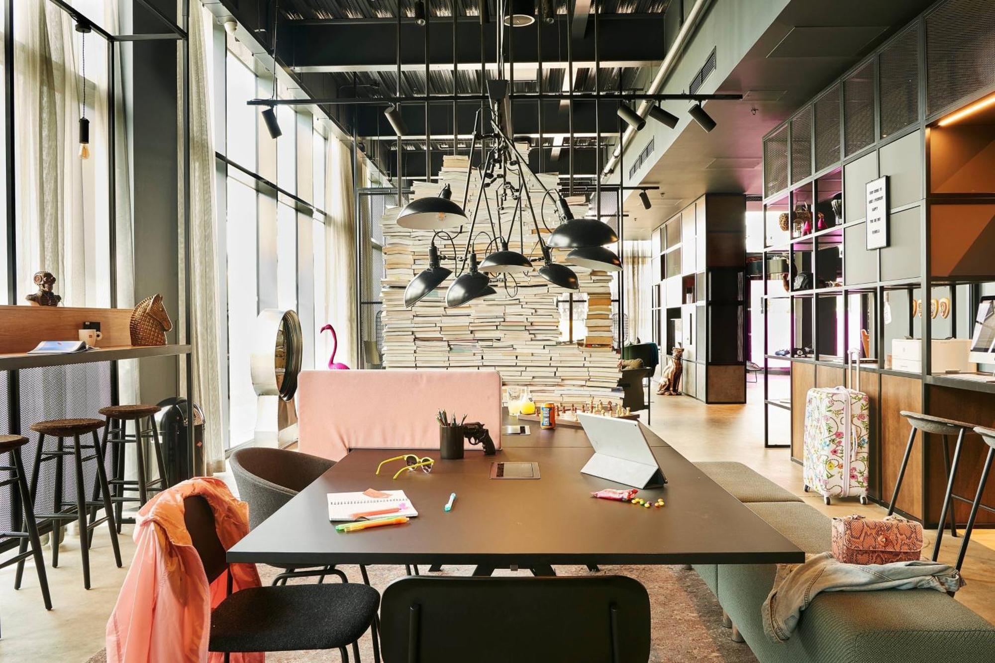 Moxy Edinburgh Airport Ξενοδοχείο Ingliston Εξωτερικό φωτογραφία