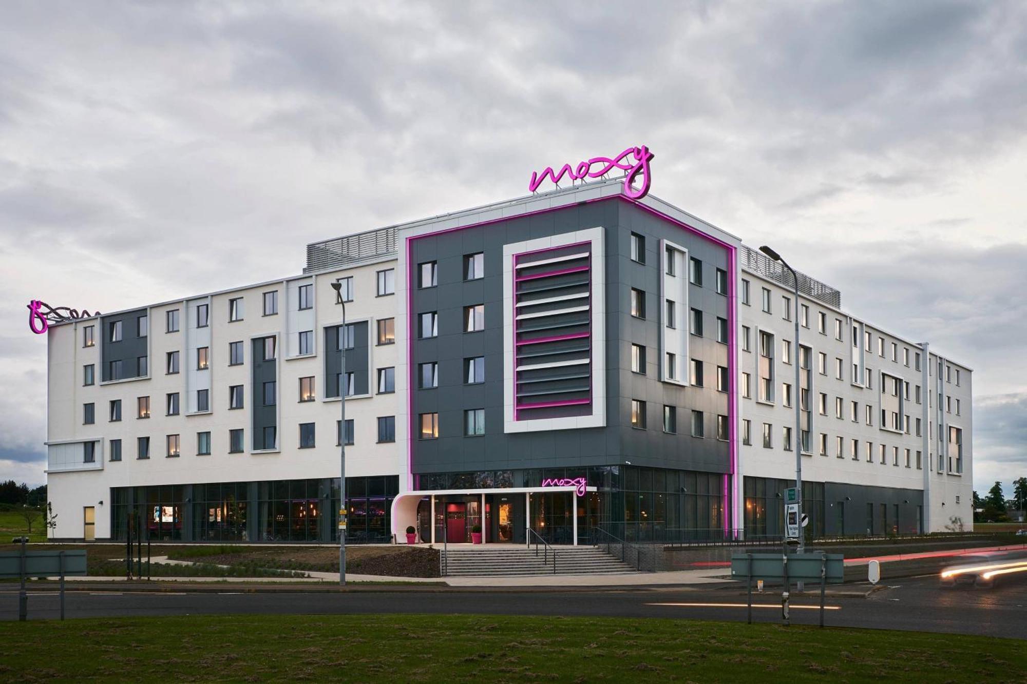 Moxy Edinburgh Airport Ξενοδοχείο Ingliston Εξωτερικό φωτογραφία