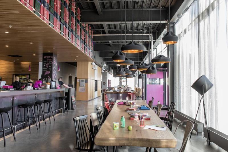 Moxy Edinburgh Airport Ξενοδοχείο Ingliston Εξωτερικό φωτογραφία