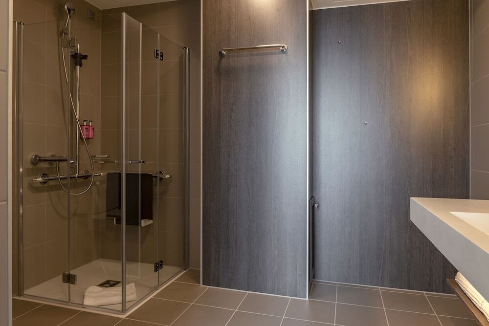 Moxy Edinburgh Airport Ξενοδοχείο Ingliston Εξωτερικό φωτογραφία